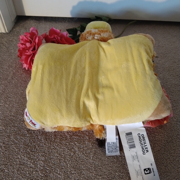 Giraffe transformable pillow - Picture 3 of 4